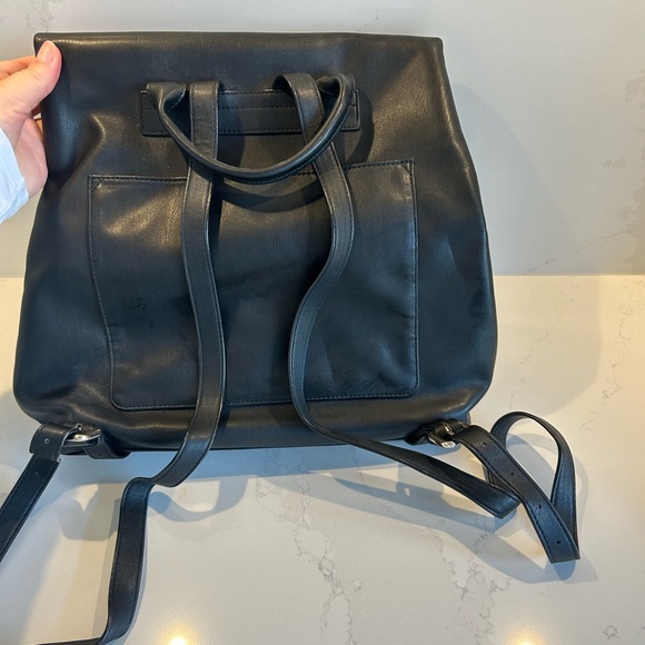 DKNY leather backpack - Picture 4 of 5
